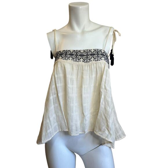 Bec & Bridge Tops - Bec & Bridge Cream Blue Embroidered Tassel Tie Open Back Sleeveless Top sz 4 EUC